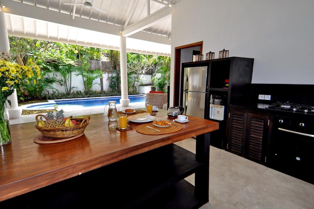 Villa Camelia Seminyak  Ngoại thất bức ảnh
