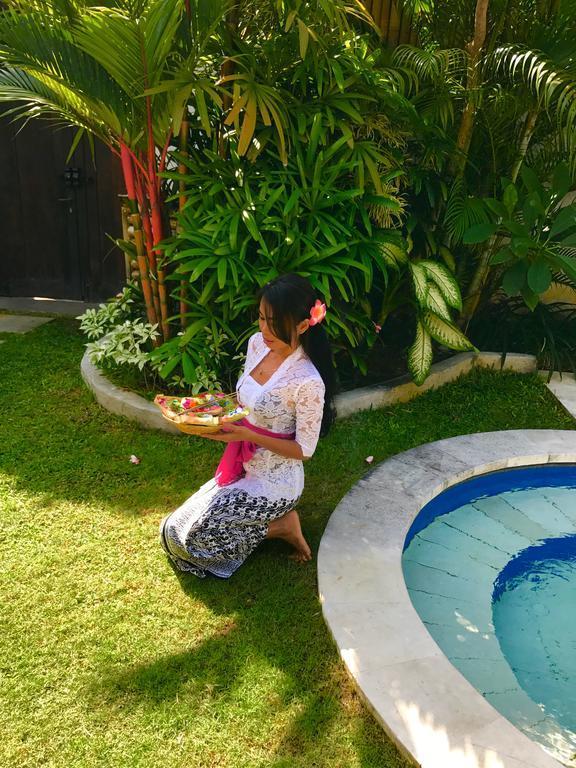 Villa Camelia Seminyak  Ngoại thất bức ảnh